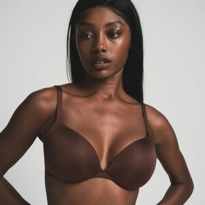 SKIMS Ultimate Teardrop Push-Up Bra - 32B Cocoa Color (NWT)